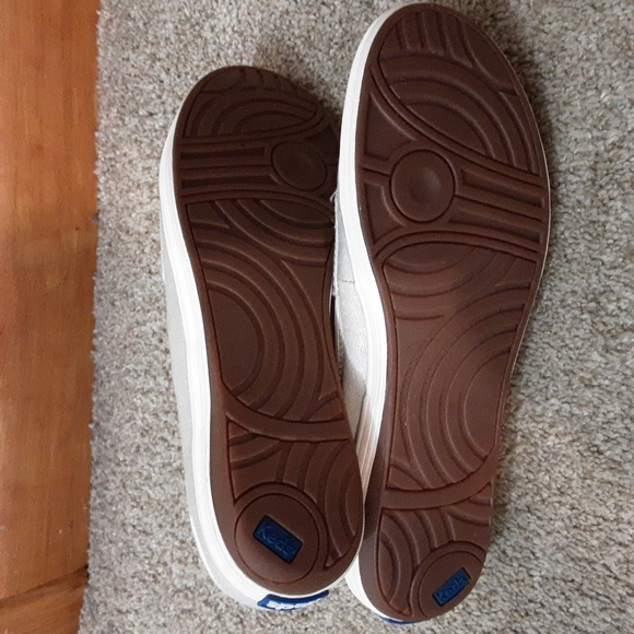 ❤❤❤KEDS SHOES SIZE 8❤❤❤ - Picture 3 of 5